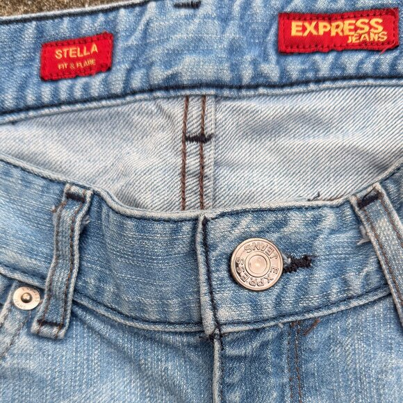 Vintage Express Stella Flare Jeans in Light Wash - Picture 3 of 7